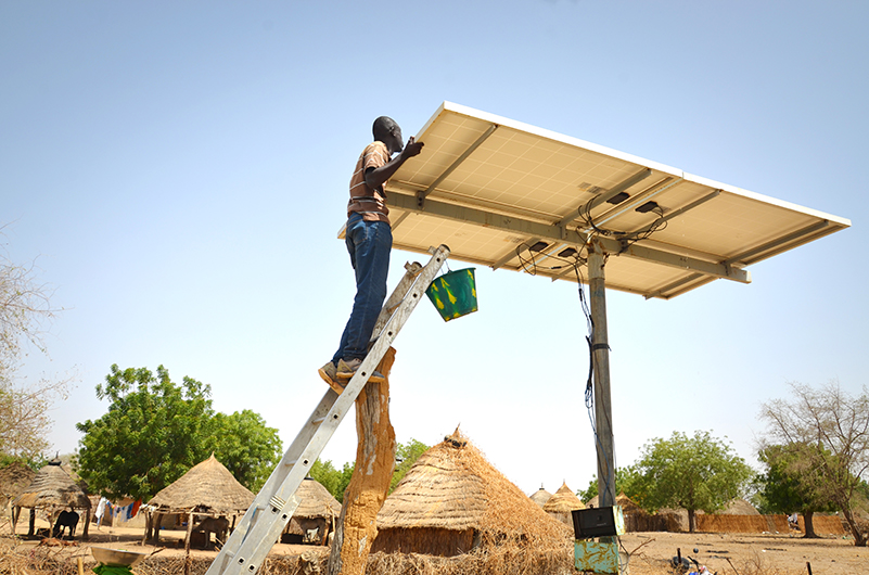 Solar Water Pumps Bring Life to the Desert